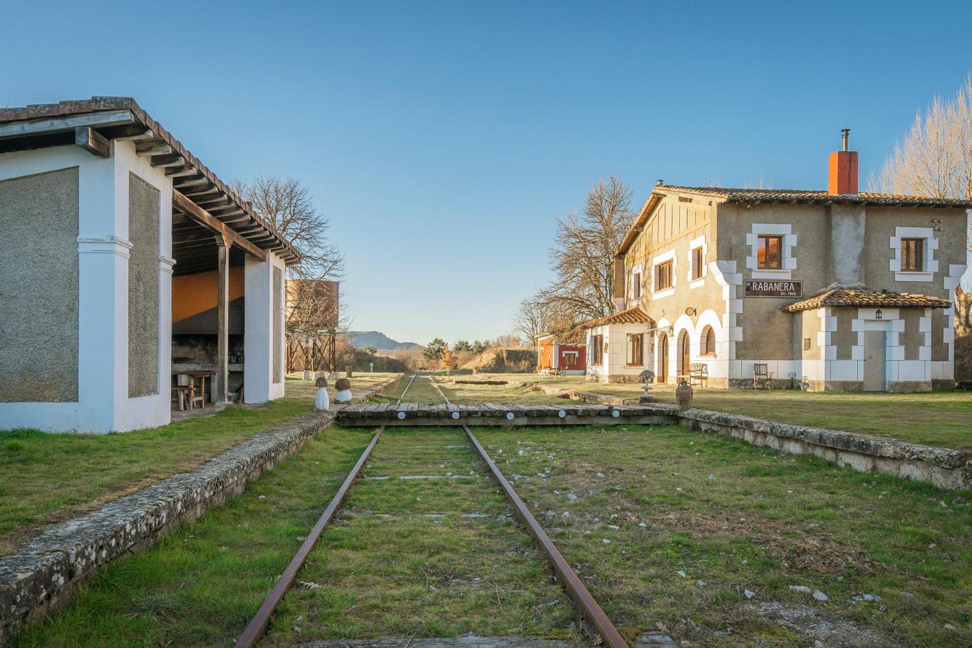 La Estacion De Rabanera Guest House Rabanera del Pinar Exterior foto